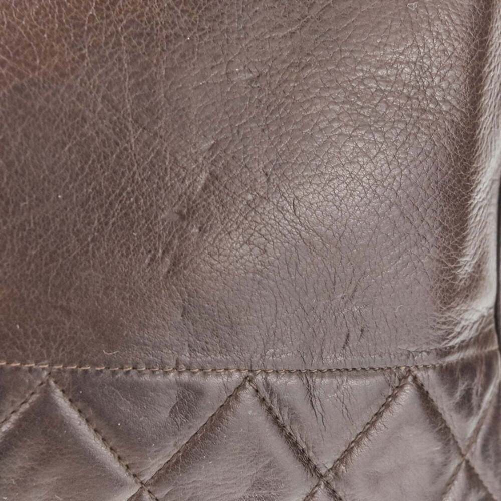 CHANEL Brown Leather Shoulder Bag - Picture 12 of 13